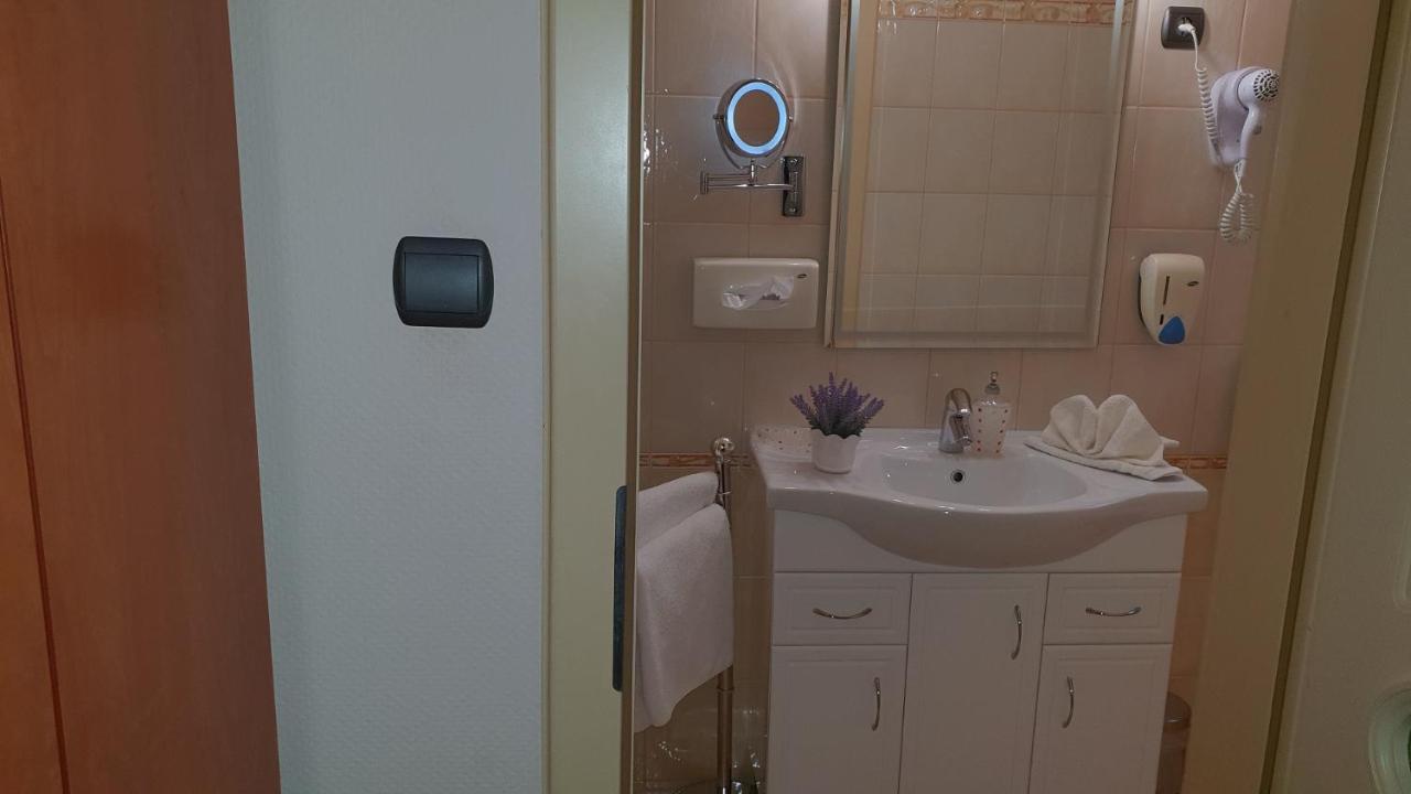 Hotel Isabell Győr Eksteriør bilde