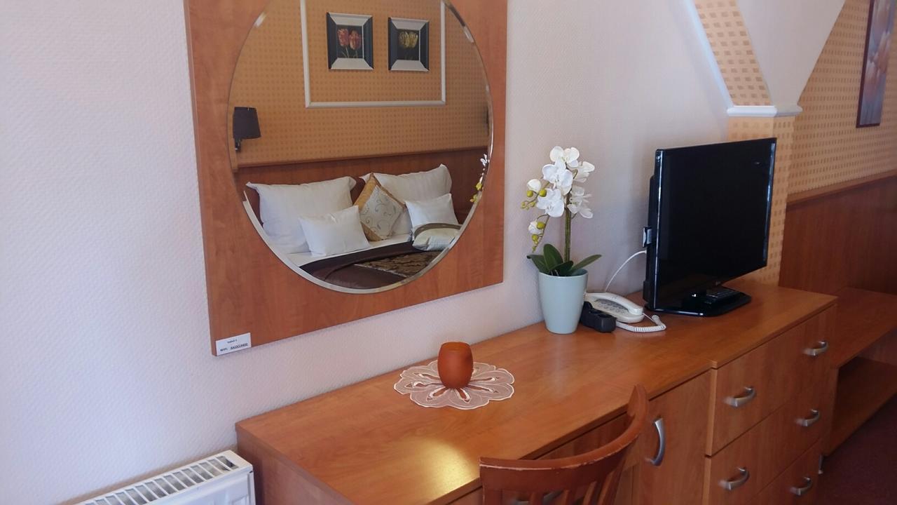 Hotel Isabell Győr Eksteriør bilde